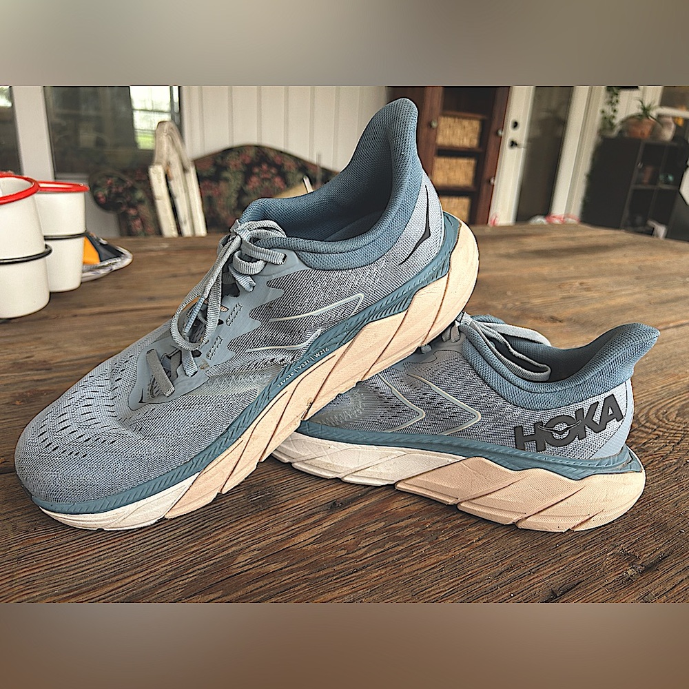 Hoka One Women's One Arahi 5 Women’s 10.5